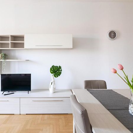 Primopiano - Carlone Appartement Milaan Buitenkant foto